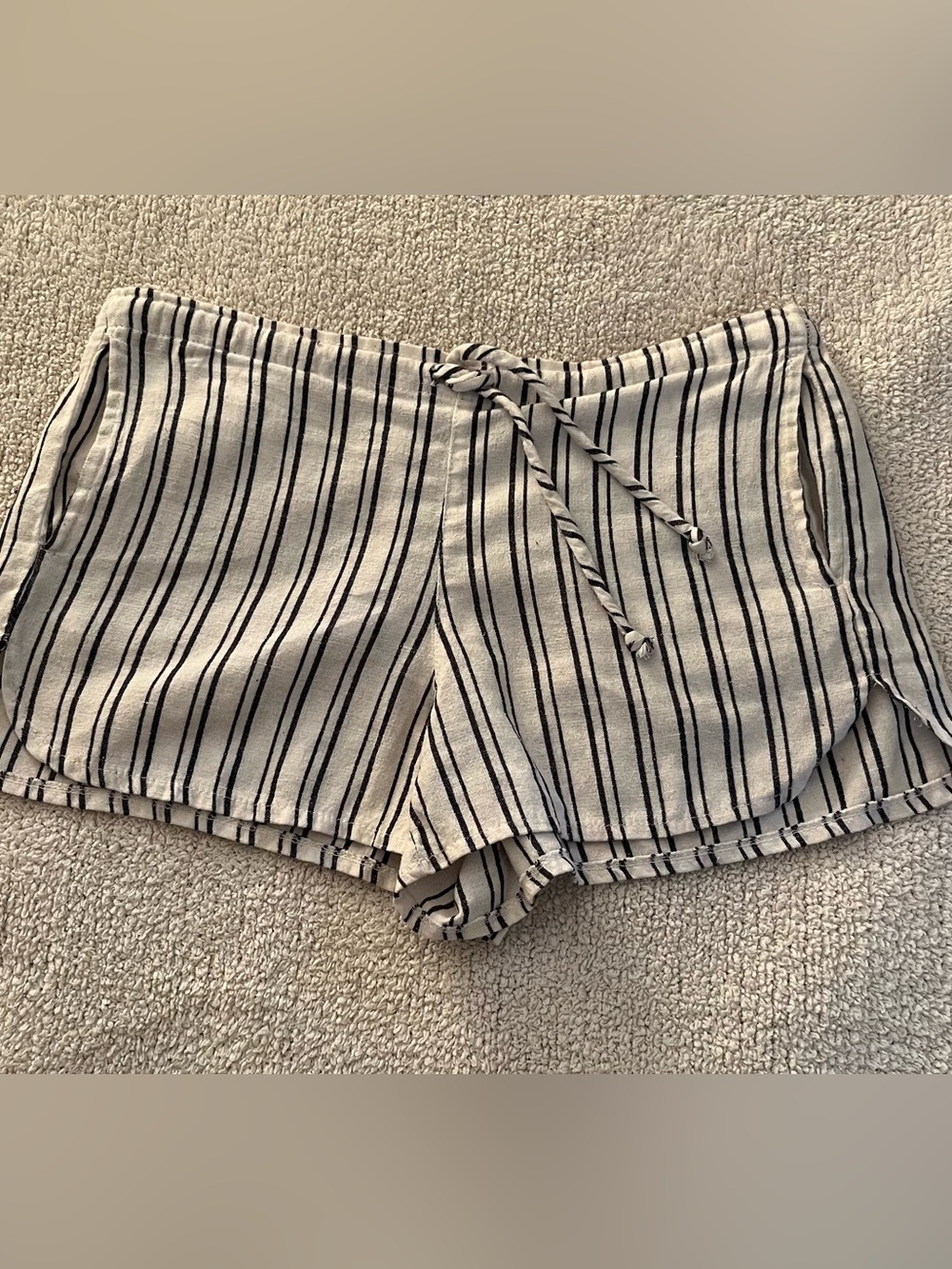 Brandy Melville Striped Drawstring Women’s Shorts